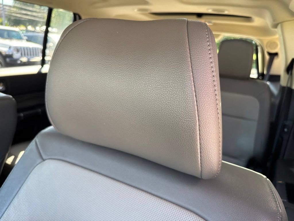 Used 2019 Ford Flex Limited w/ Equipment Group 303A AWD/4WD image 33