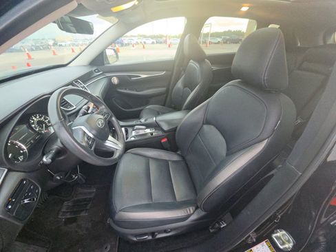 Used 2023 INFINITI QX50 Luxe FWD image 5