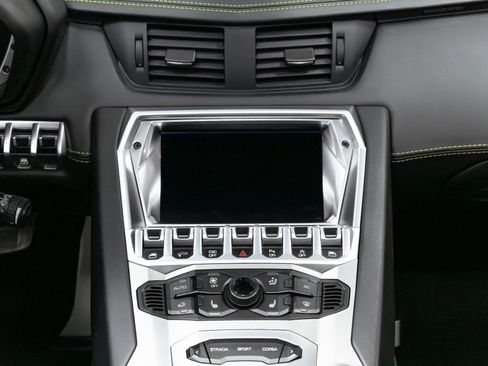Used 2015 Lamborghini Aventador LP 700-4 AWD/4WD image 25