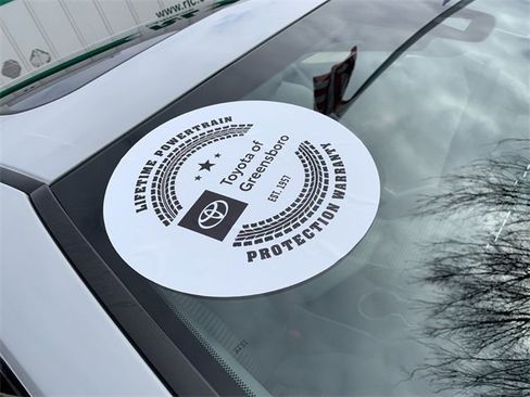 Used 2024 Toyota Camry SE image 35