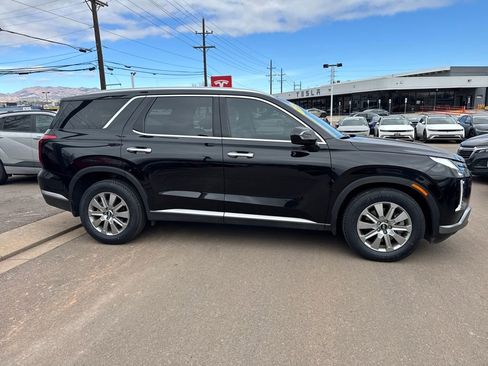 Used 2023 Hyundai Palisade SEL image 12