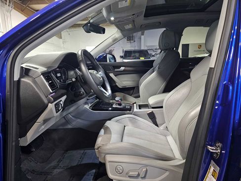 Used 2022 Audi Q5 e Prestige w/ Prestige Package AWD/4WD image 23