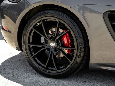 Used 2019 Porsche 718 Cayman S RWD image 54