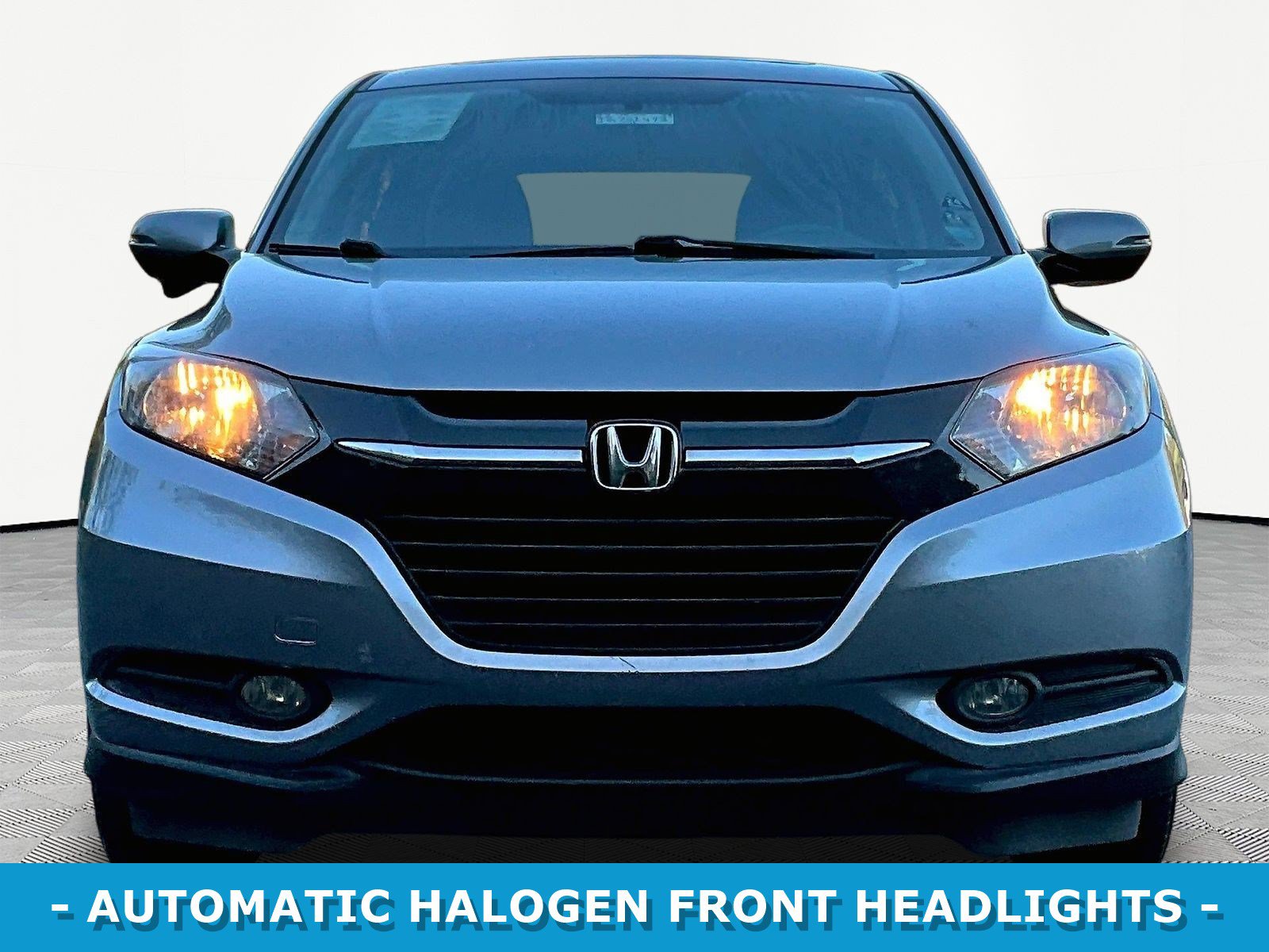 Used 2018 Honda HR-V EX image 2