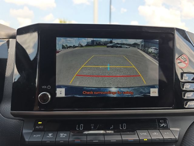 Used 2025 Toyota Camry SE FWD image 25