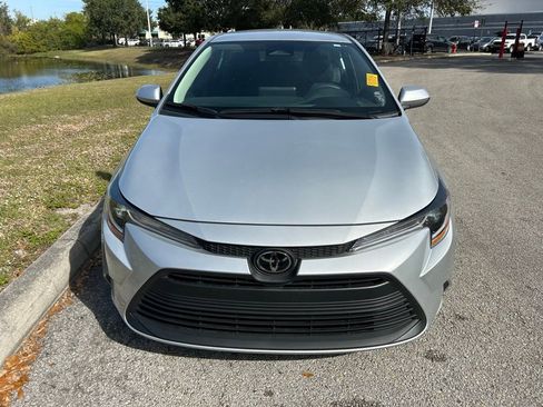 Certified 2025 Toyota Corolla LE image 8