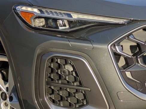 New 2025 Audi Q5 Premium Plus image 16