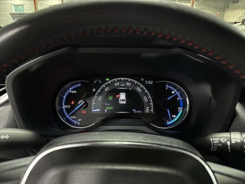 Used 2024 Toyota RAV4 SE w/ Weather & Moonroof Package AWD/4WD image 35