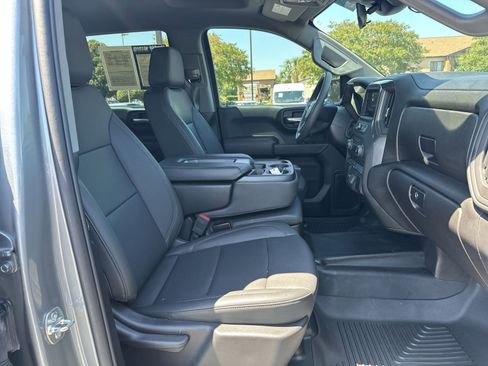 Used 2025 Chevrolet Silverado 1500 W/T w/ Trailering Package AWD/4WD image 21