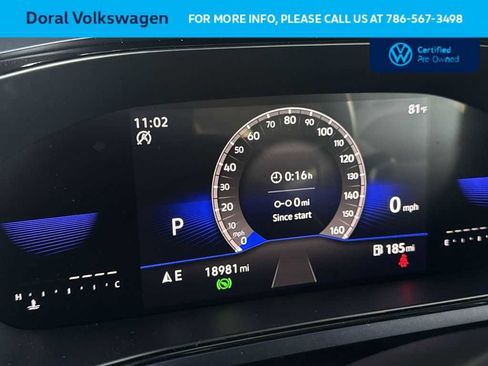 Used 2023 Volkswagen Taos SE w/ Panoramic Sunroof Package image 16
