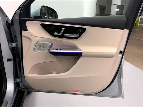New 2026 Mercedes-Benz GLC 300 image 11