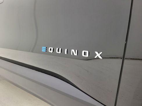 New 2026 Chevrolet Equinox EV LT image 21