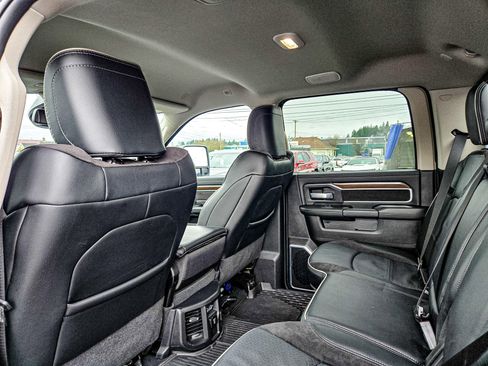 Used 2024 RAM 3500 Laramie image 11