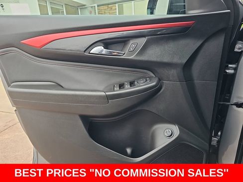 Used 2024 Chevrolet TrailBlazer RS w/ Convenience Package AWD/4WD image 27