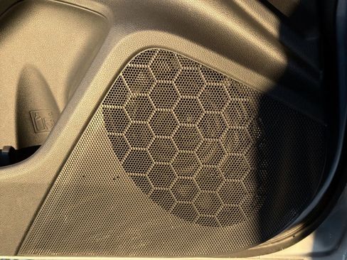 Certified 2025 Subaru Crosstrek 2.5i Limited image 30