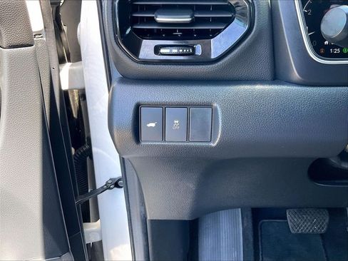 Certified 2025 Honda Pilot EX-L image 27
