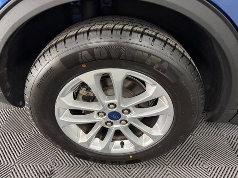 Used 2022 Ford Escape SE image 19