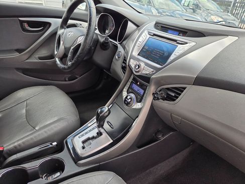 Used 2013 Hyundai Elantra Limited w/ Technology Pkg FWD image 16