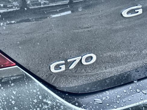 Used 2023 Genesis G70 3.3T RWD image 10