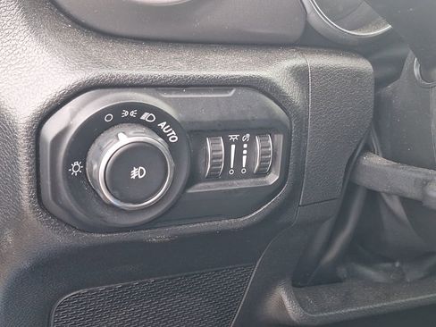 Used 2022 Jeep Wrangler Unlimited Willys image 25