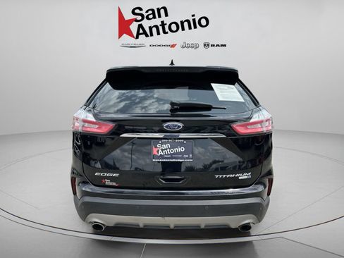 Used 2020 Ford Edge Titanium w/ Equipment Group 301A AWD/4WD image 13
