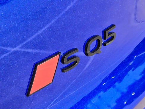 New 2025 Audi SQ5 Premium Plus image 12
