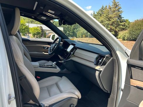Used 2026 Volvo XC90 B6 Ultra w/ Protection Package AWD/4WD image 50
