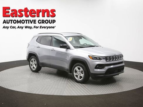 Used 2024 Jeep Compass Latitude AWD/4WD image 45