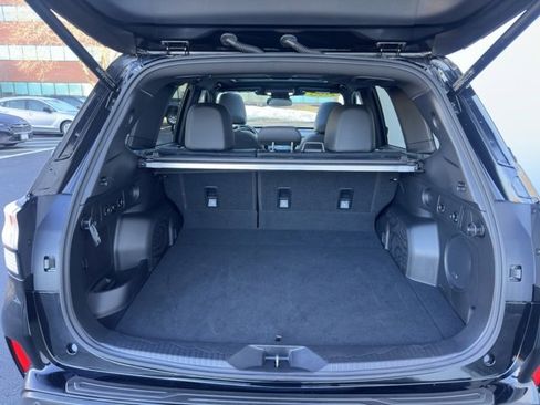 Used 2025 Subaru Forester Sport image 23