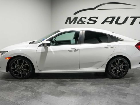 Used 2020 Honda Civic Sport image 3