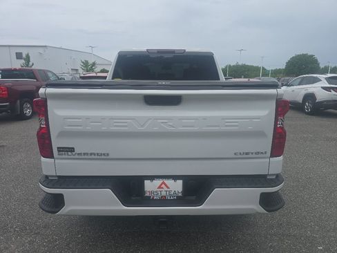 Used 2023 Chevrolet Silverado 1500 Custom AWD/4WD image 6