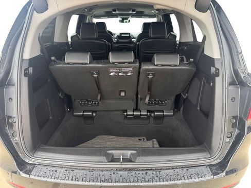 Used 2024 Honda Odyssey Elite image 11