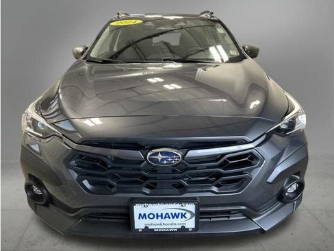 Used 2024 Subaru Crosstrek 2.0i Premium AWD/4WD image 9