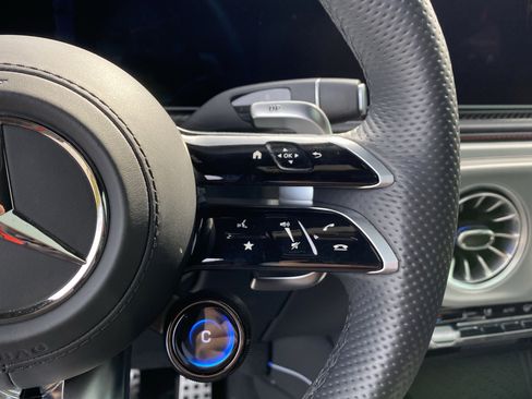 Used 2025 Mercedes-Benz G 63 AMG 4MATIC w/ Manufactur Interior Package image 30