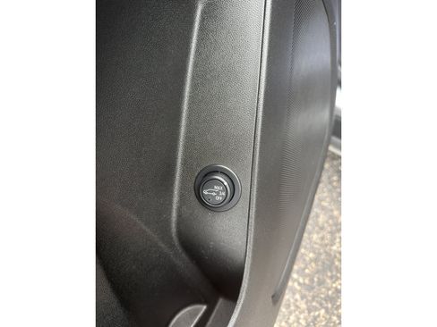 Used 2024 Chevrolet Equinox LT AWD/4WD image 15