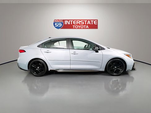 Used 2022 Toyota Corolla SE FWD image 8