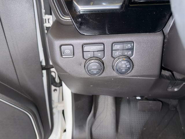 Used 2024 Chevrolet Silverado 1500 RST w/ Convenience Package II AWD/4WD image 8