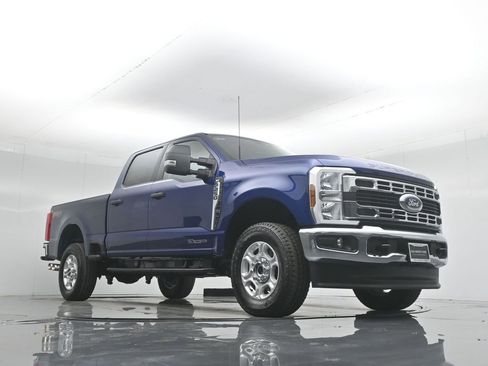 New 2026 Ford F250 XLT w/ FX4 Off-Road Package AWD/4WD image 51