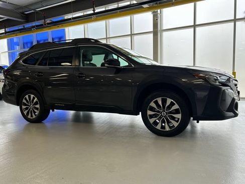 Certified 2023 Subaru Outback Limited AWD/4WD image 1