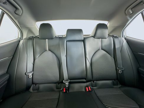 Used 2023 Toyota Camry SE FWD image 28