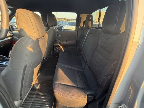 Used 2024 Nissan Frontier PRO-4X w/ Technology Package AWD/4WD image 14