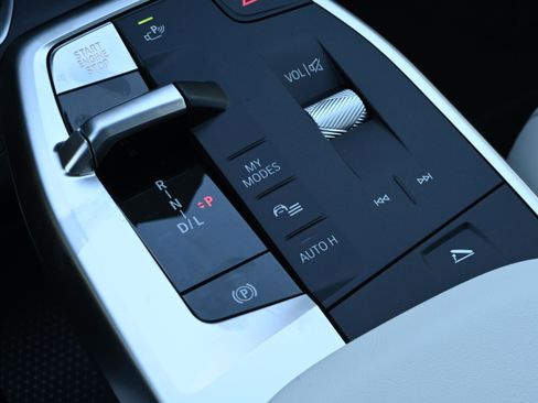 New 2026 BMW X1 xDrive28i w/ Convenience Package image 20