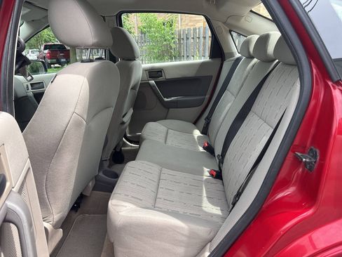 Used 2011 Ford Focus SE w/ 201A Rapid Spec Order Code FWD image 25