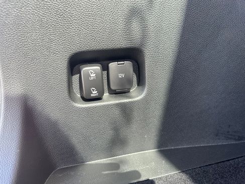 Used 2019 Ford Edge SEL w/ Equipment Group 201A AWD/4WD image 25
