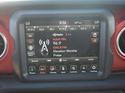Used 2020 Jeep Wrangler Rubicon AWD/4WD image 22