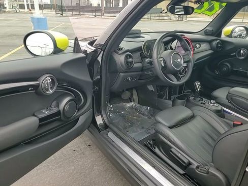 Used 2022 MINI Cooper SE image 12