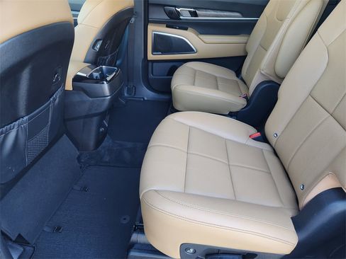 Used 2020 Kia Telluride SX w/ Towing Package image 29