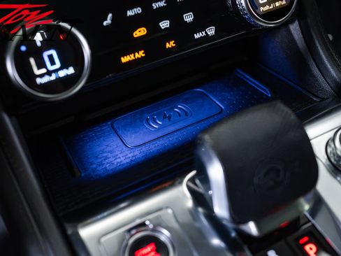 Used 2021 Jaguar F-PACE SVR AWD/4WD image 41