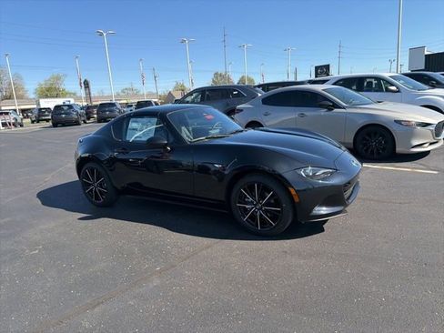 New 2026 MAZDA MX-5 Miata RF Grand Touring w/ Weather Package RWD image 3