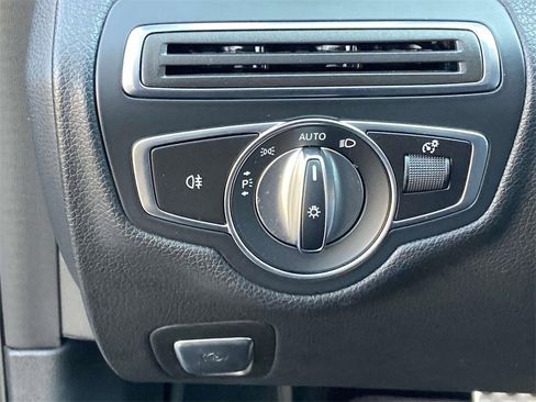 Used 2020 Mercedes-Benz C 300 Sedan image 20